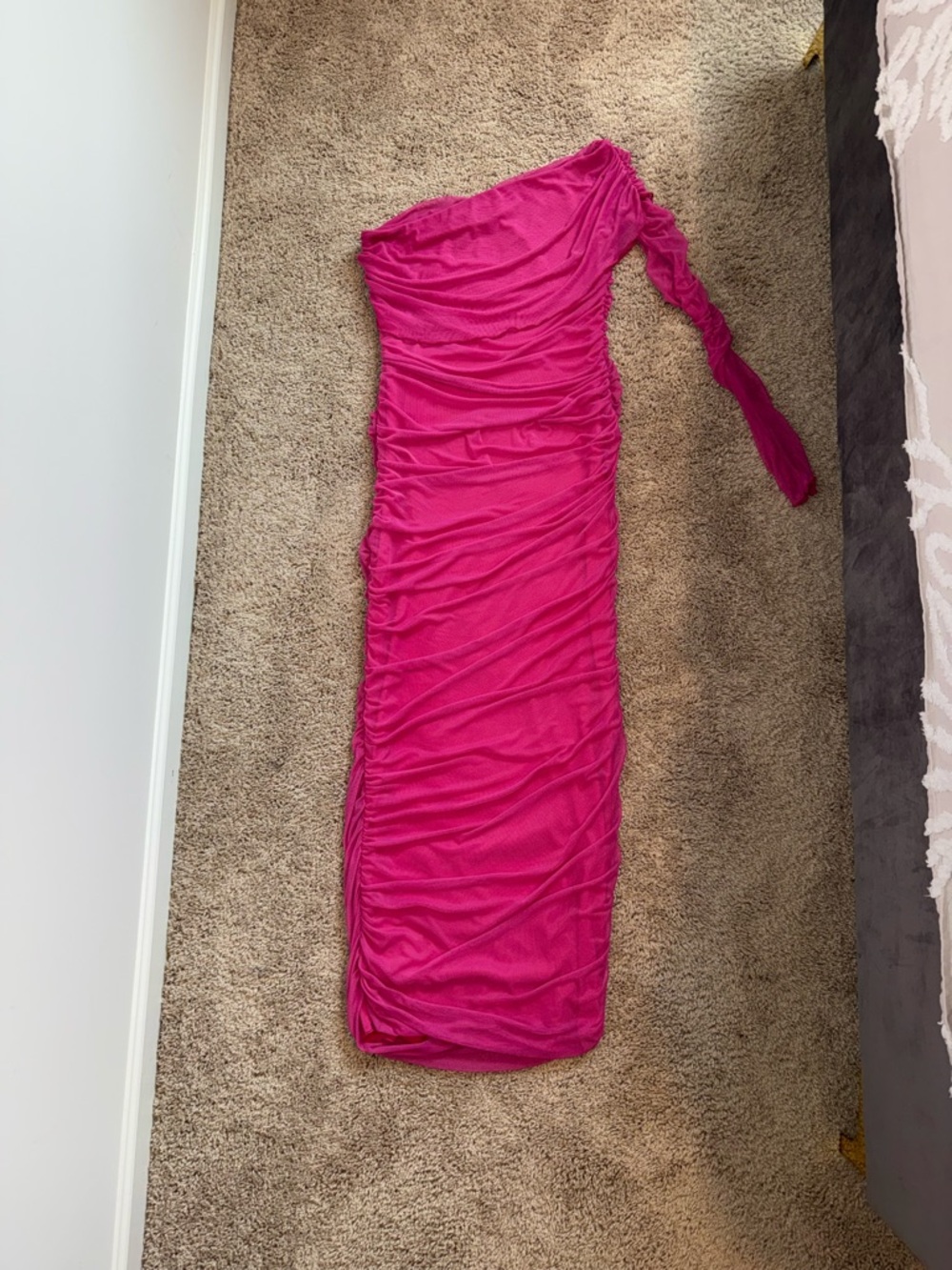 PrettyLittleThing One-Shoulder Ruched Hot Pink Maxi Dress